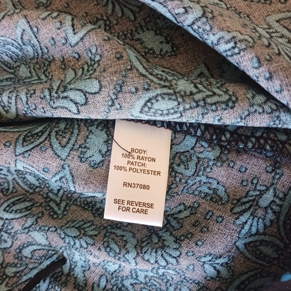 Cato • Women's Floral Lantern Sleeve String Tie Neck Tunic Top - Picture 9 of 14